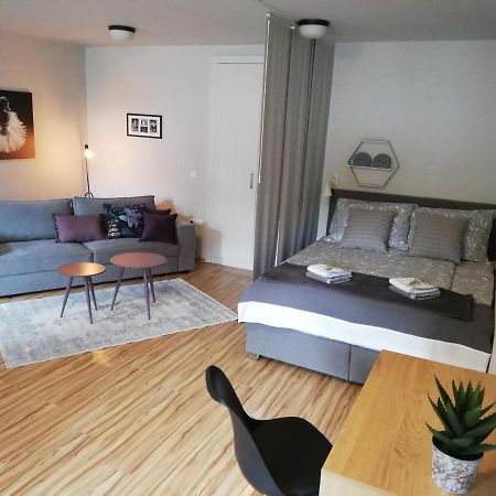 Apartment Nobl Plac Celje Bagian luar foto